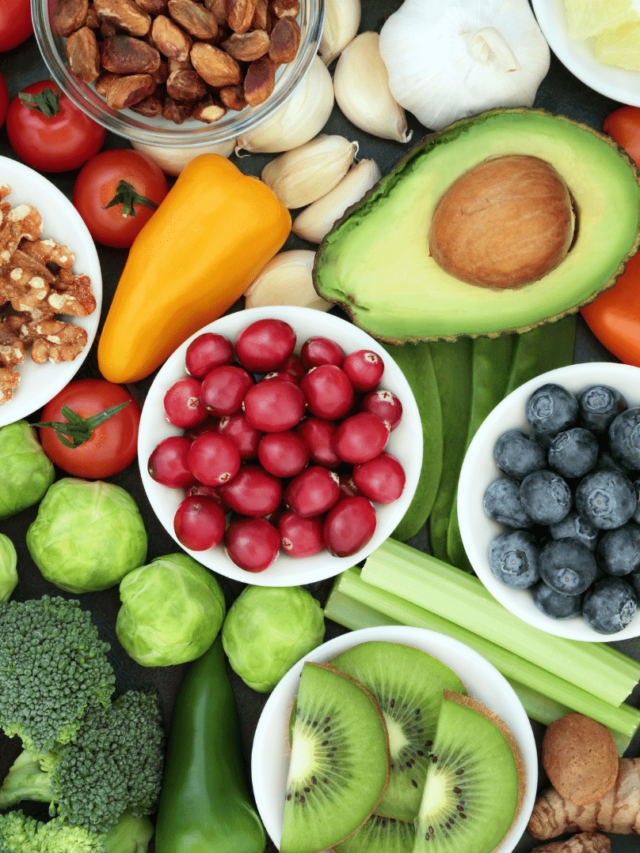 Read more about the article 5 Superfoods For Women in Their 40s