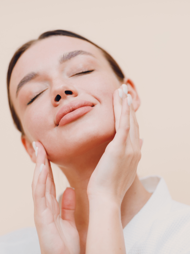 Read more about the article 5 step face massage tips for an ultimate glow