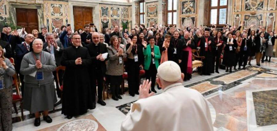 You are currently viewing Pope Francis Emphasises the Role of Women in both the Church and Society