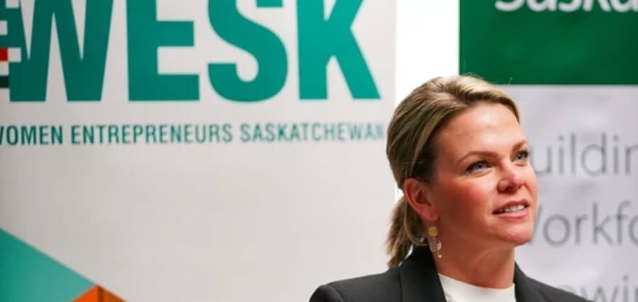 Read more about the article Saskatchewan Invests $255,000 to Support Newcomer Women Entrepreneurs